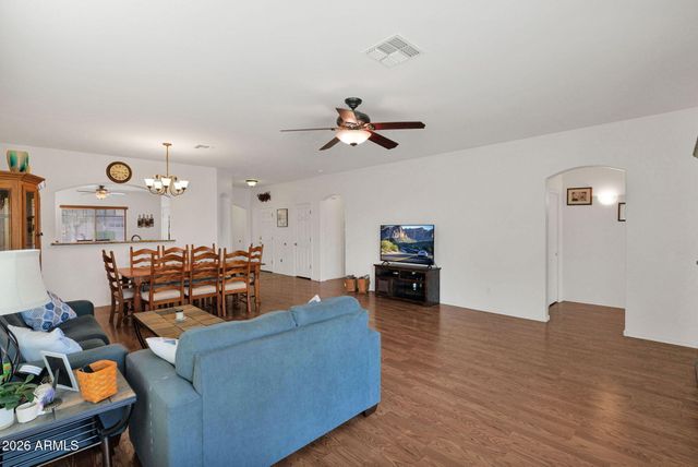 897 E INDIAN WELLS Place, Chandler, AZ 85249
