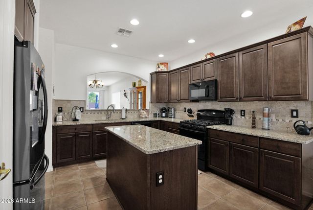 897 E INDIAN WELLS Place, Chandler, AZ 85249