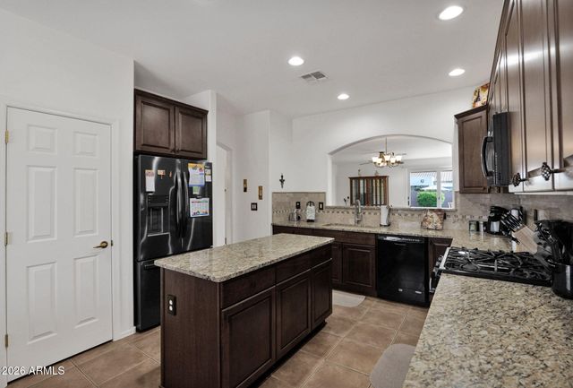897 E INDIAN WELLS Place, Chandler, AZ 85249