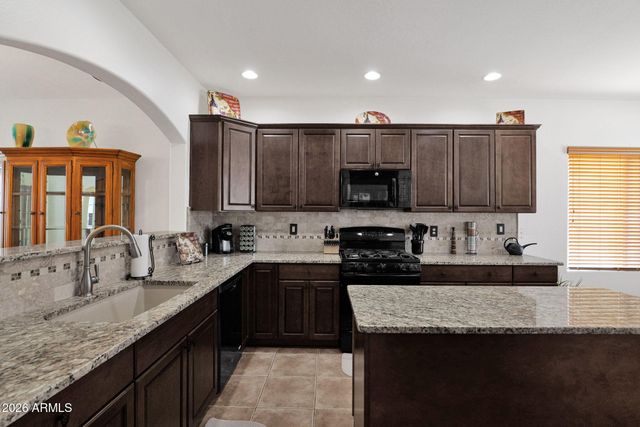 897 E INDIAN WELLS Place, Chandler, AZ 85249