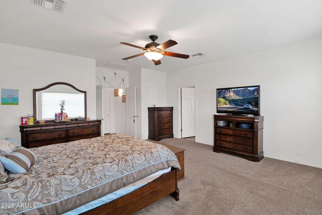 897 E INDIAN WELLS Place, Chandler, AZ 85249