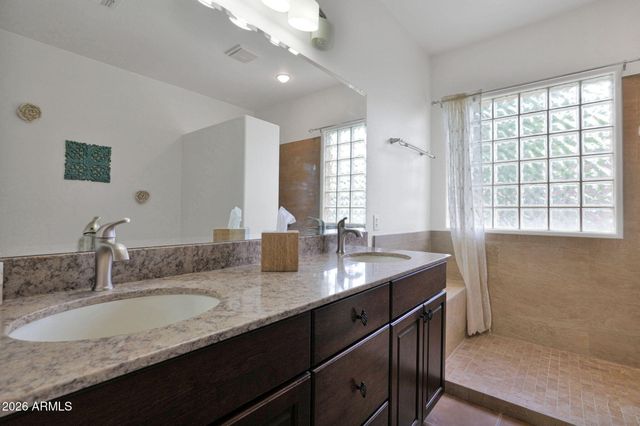 897 E INDIAN WELLS Place, Chandler, AZ 85249