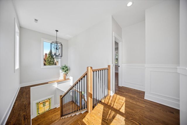 7048 26th Parkway, Berwyn, IL 60402