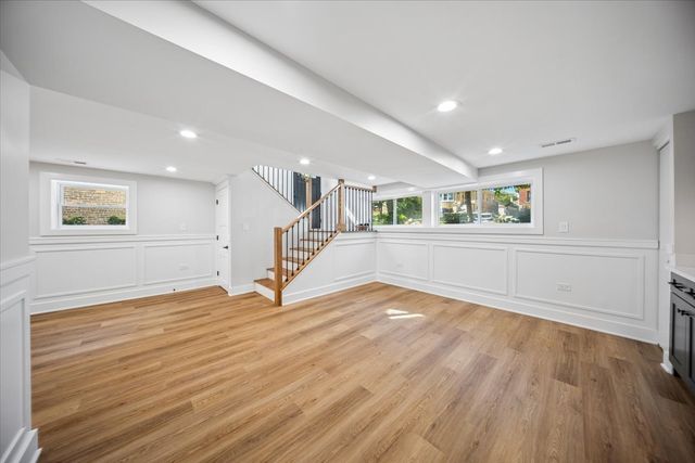 7048 26th Parkway, Berwyn, IL 60402