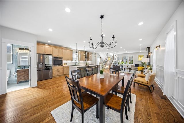 7048 26th Parkway, Berwyn, IL 60402