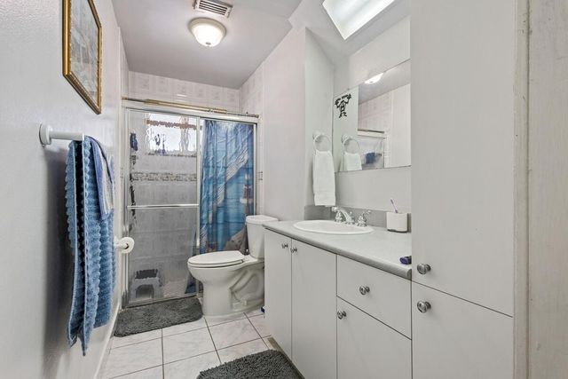 101 NE 195th Street, Miami, FL 33179