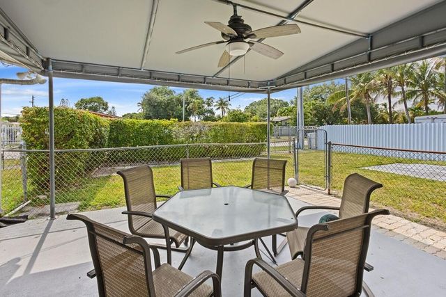 101 NE 195th Street, Miami, FL 33179