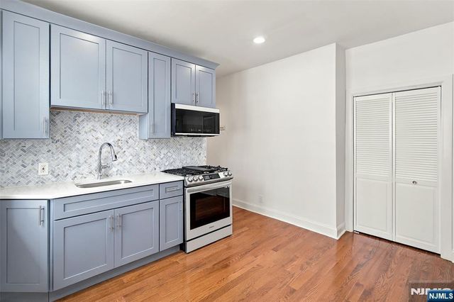 507 Beardsley Avenue, Bloomfield, NJ 07003