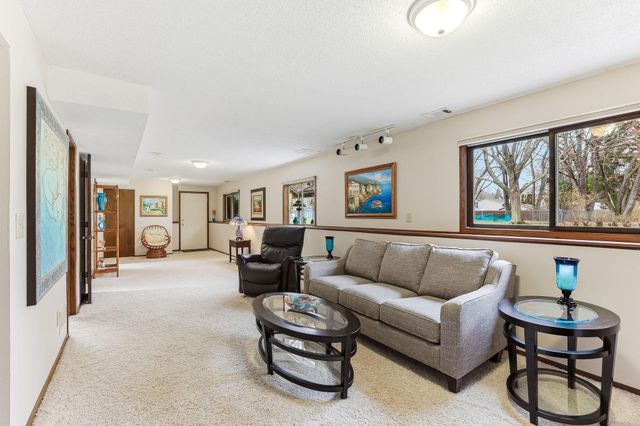 4609 Carolyn Lane, White Bear Lake, MN 55110