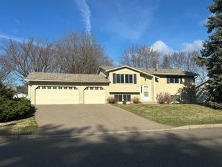 4609 Carolyn Lane, White Bear Lake, MN 55110