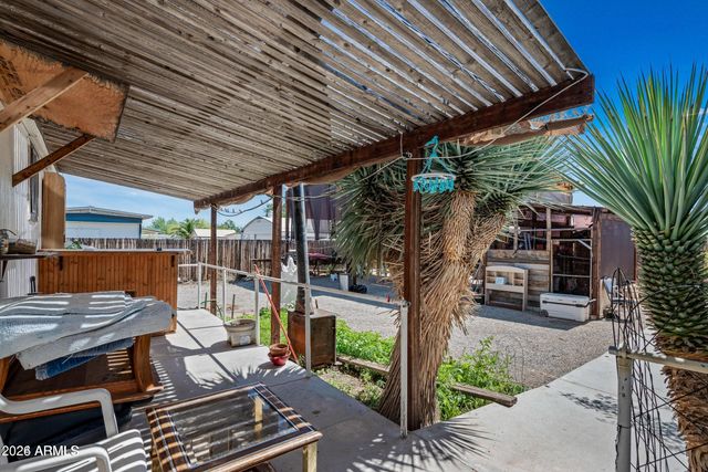 39865 NEBRASKA Place, Salome, AZ 85348