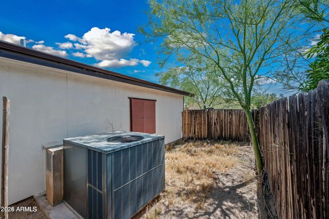 39865 NEBRASKA Place, Salome, AZ 85348