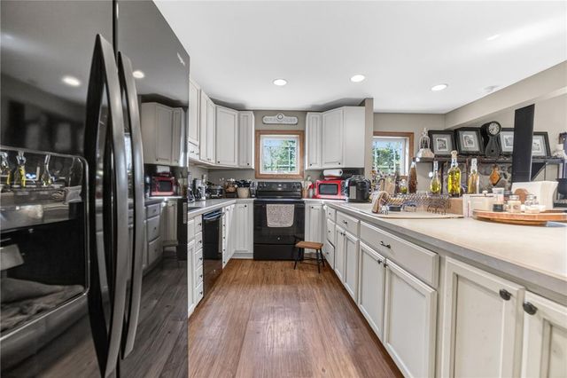 2952 Hutchinson River, Other Nj Counties, NJ 08865