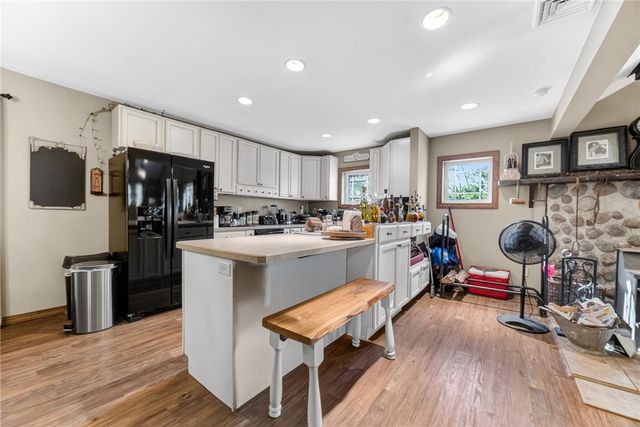 2952 Hutchinson River, Other Nj Counties, NJ 08865