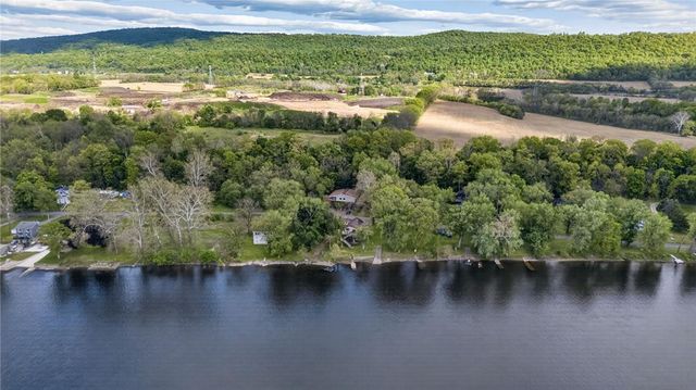 2952 Hutchinson River, Other Nj Counties, NJ 08865