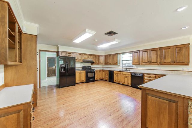 4056 Hwy 311, Houma, LA 70360