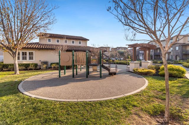 5811 Via Lugano, Fremont, CA 94555