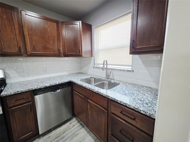 2722 N lyons Drives, Oklahoma City, OK 73111