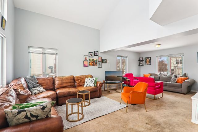 617 Lake Breeze Court, Lake Villa, IL 60046