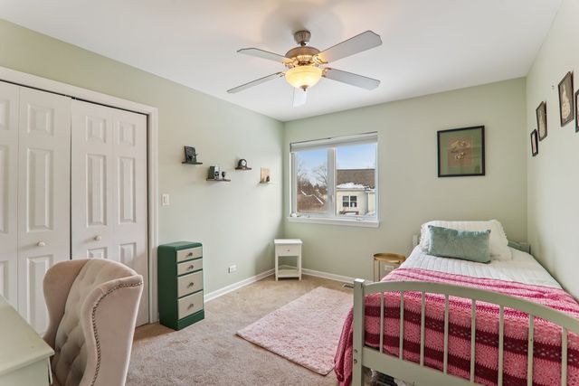 617 Lake Breeze Court, Lake Villa, IL 60046