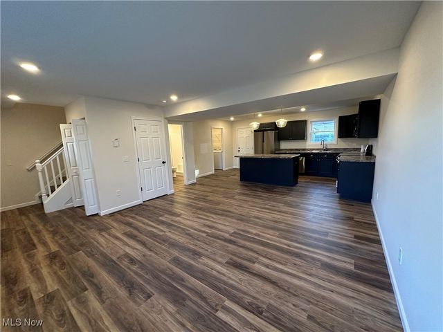 215 Upland Avenue, Youngstown, OH 44504