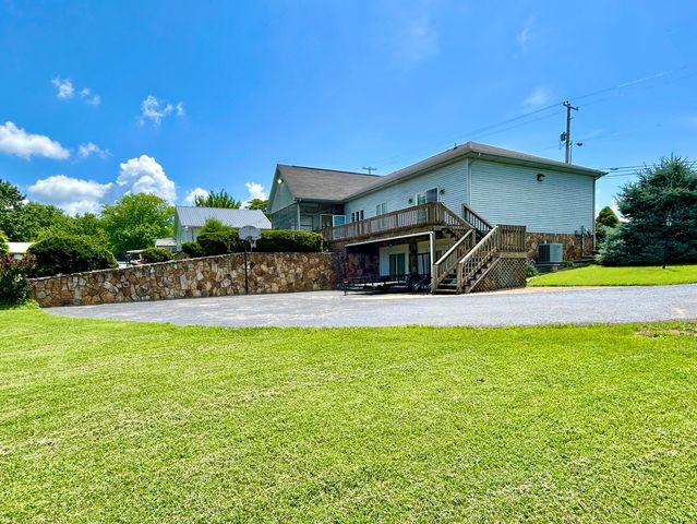 400 Oak Hill Road, Somerset, KY 42503