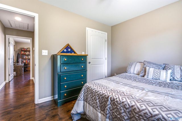 19032 Racheals Loop, Athens, AL 35611
