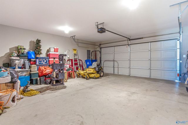 19032 Racheals Loop, Athens, AL 35611