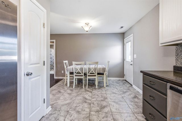 19032 Racheals Loop, Athens, AL 35611