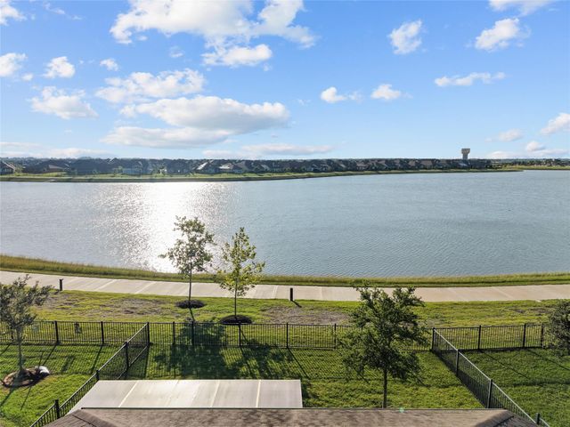 2609 Arbor Edge Crossing, Texas City, TX 77568