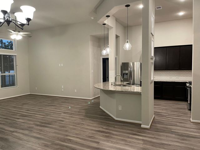 2609 Arbor Edge Crossing, Texas City, TX 77568