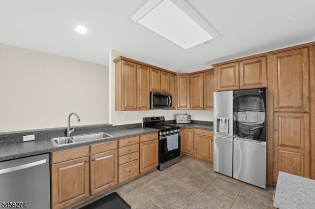 41 Liberty Way, South Bound Brook Boro, NJ 08880