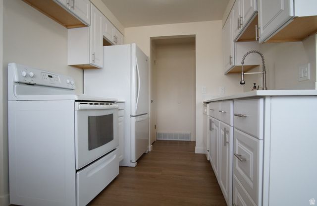 416 E 8260 S, Sandy, UT 84070