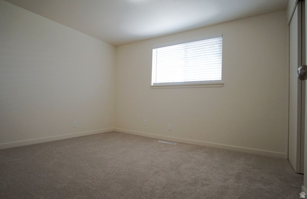 Image 18 of property listing at 416 E 8260 S, Sandy, UT 84070