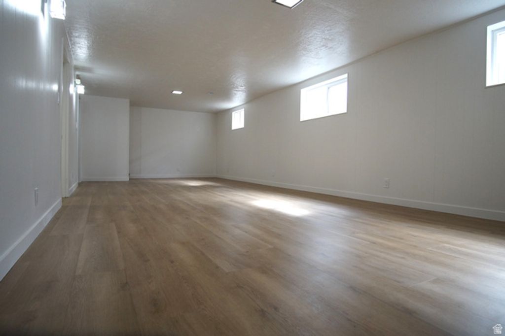 Image 23 of property listing at 416 E 8260 S, Sandy, UT 84070
