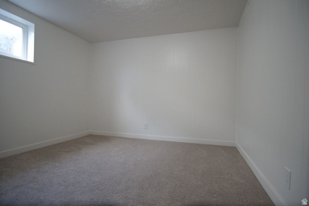 Image 25 of property listing at 416 E 8260 S, Sandy, UT 84070