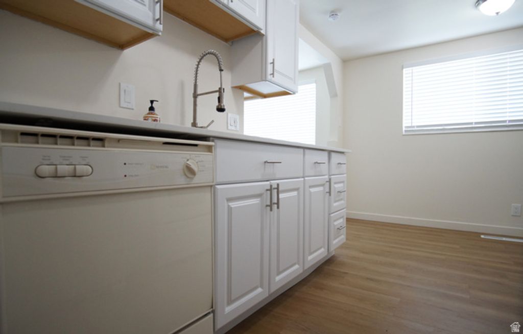 Image 9 of property listing at 416 E 8260 S, Sandy, UT 84070