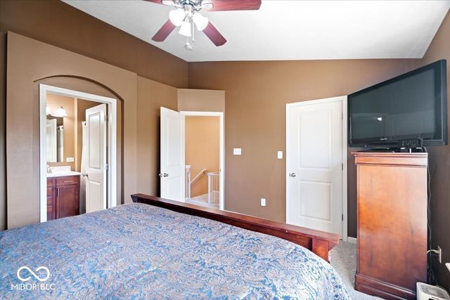 11910 Riley Drive 2, Zionsville, IN 46077