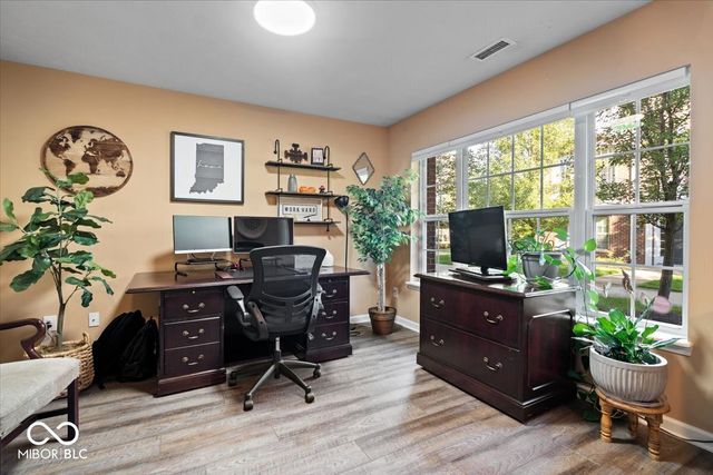 11910 Riley Drive 2, Zionsville, IN 46077