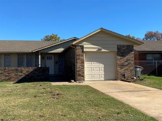 6347 S Madison Place, Tulsa, OK 74136