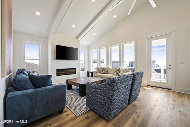 66 E Second Street, Ocean Isle Beach, NC 28469