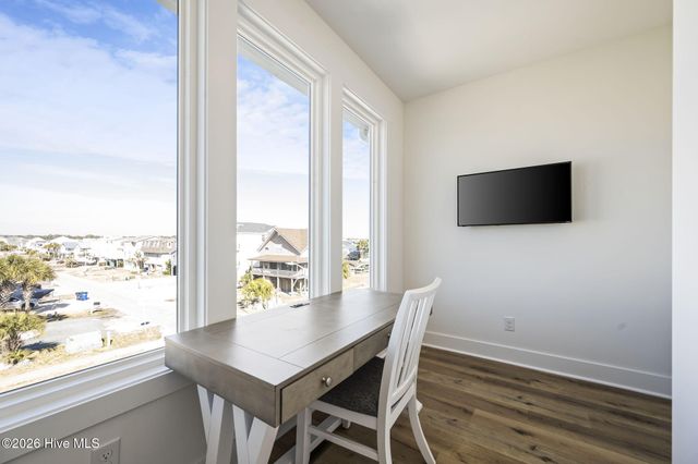 66 E Second Street, Ocean Isle Beach, NC 28469