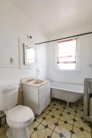 7505 Prairie Street, Detroit, MI 48210