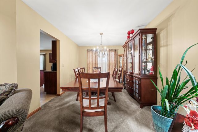 6501 ROTH Drive, Joliet, IL 60431