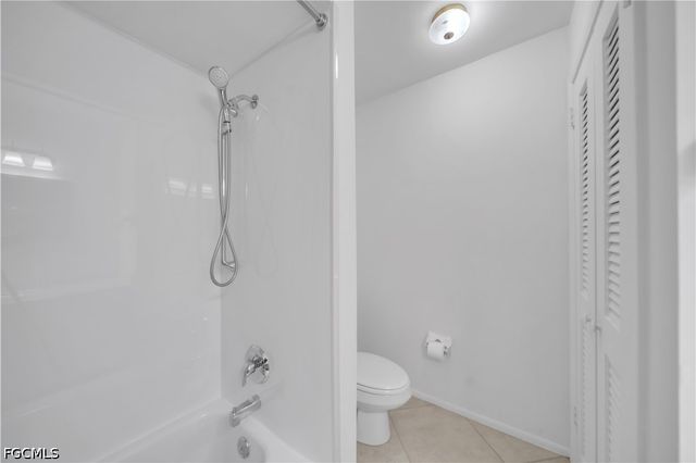 1715 Golf Club DR 2, North Fort Myers, FL 33903