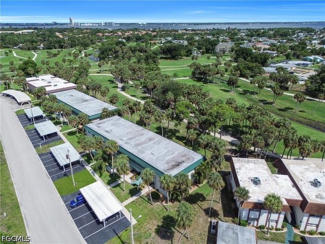 1715 Golf Club DR 2, North Fort Myers, FL 33903