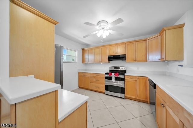 1715 Golf Club DR 2, North Fort Myers, FL 33903