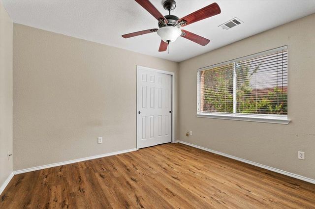 1612 Rossport BND, Leander, TX 78641