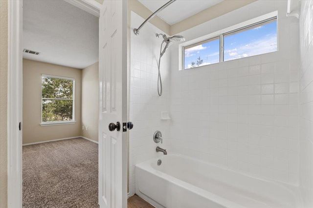 1612 Rossport BND, Leander, TX 78641