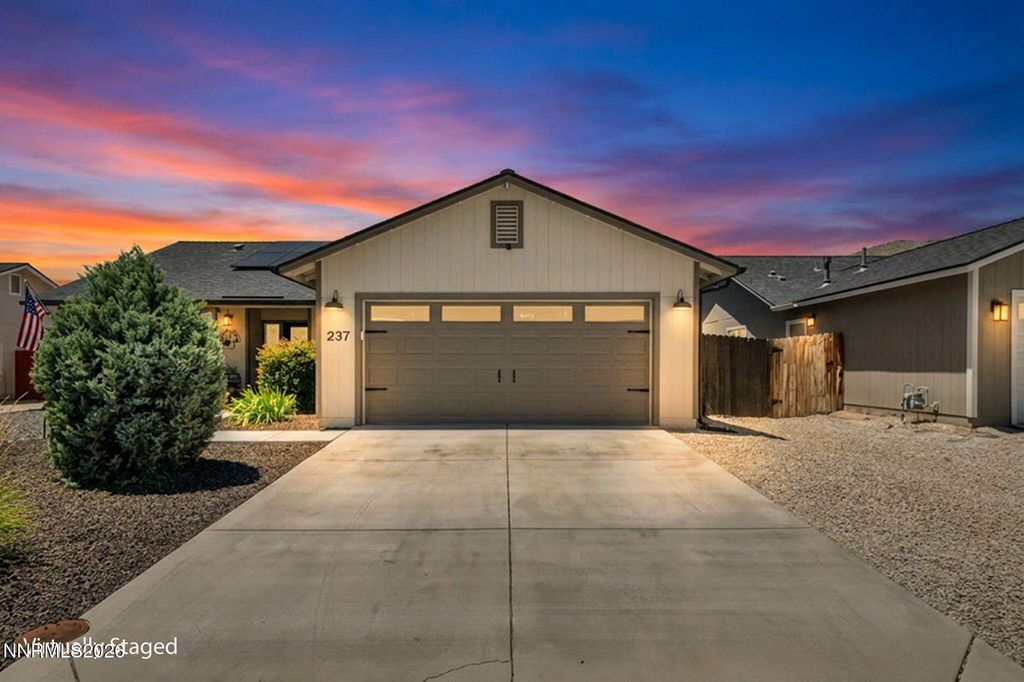 237 Glen Vista Drive, Dayton, NV 89403